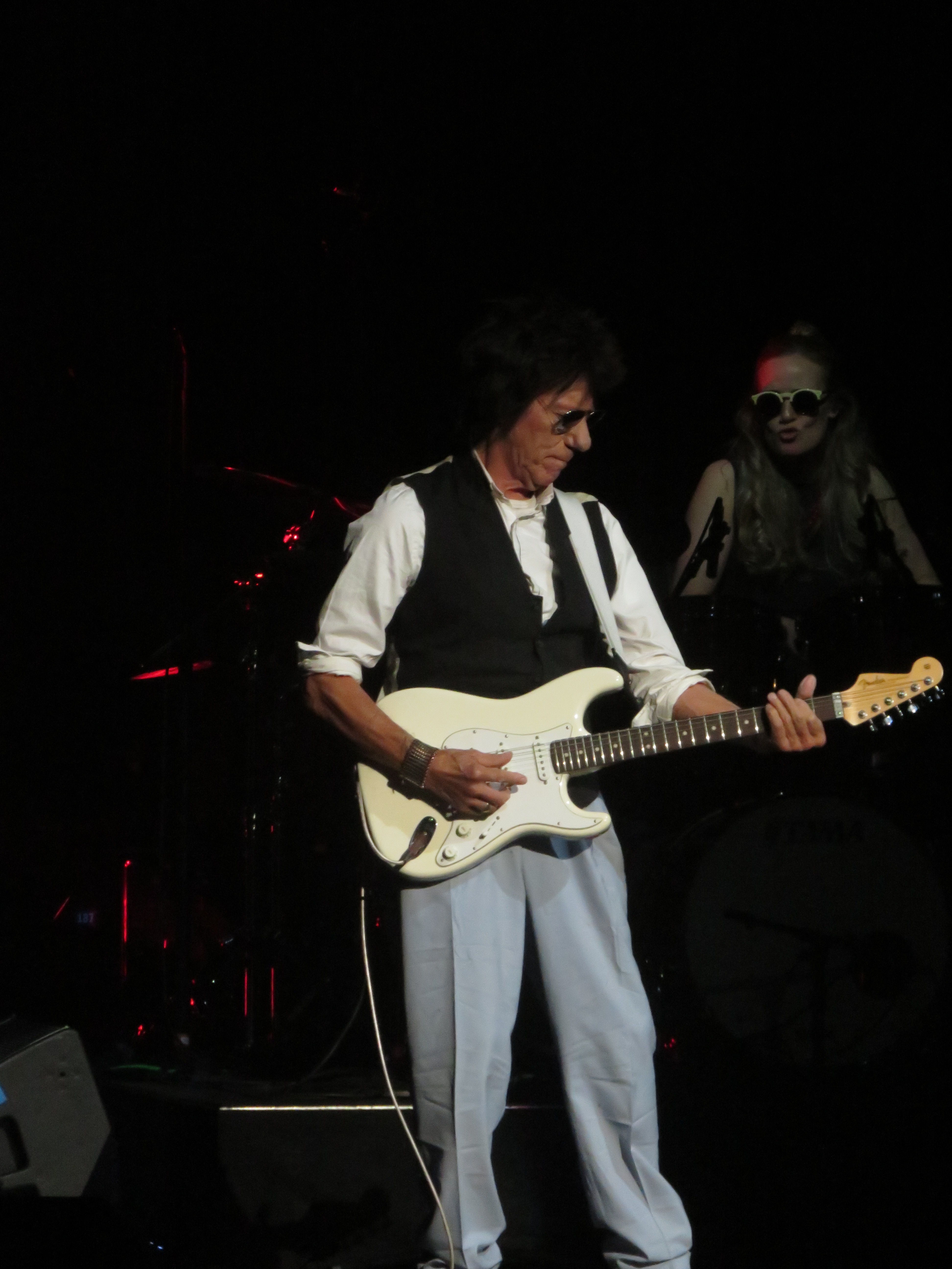 JeffBeckJohnnyDepp2022-10-17MeridianHallTorontoCanada (10).JPG